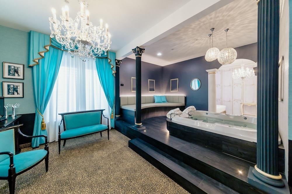 Diamante Mhotel โกลเลญโญ ภายนอก รูปภาพ
