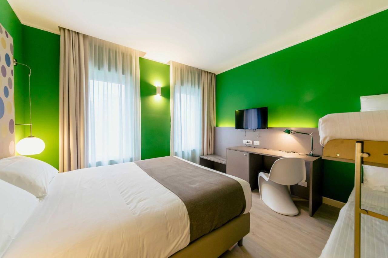 Diamante Mhotel โกลเลญโญ ภายนอก รูปภาพ