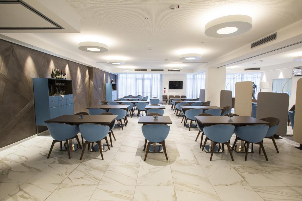 Diamante Mhotel โกลเลญโญ ภายนอก รูปภาพ